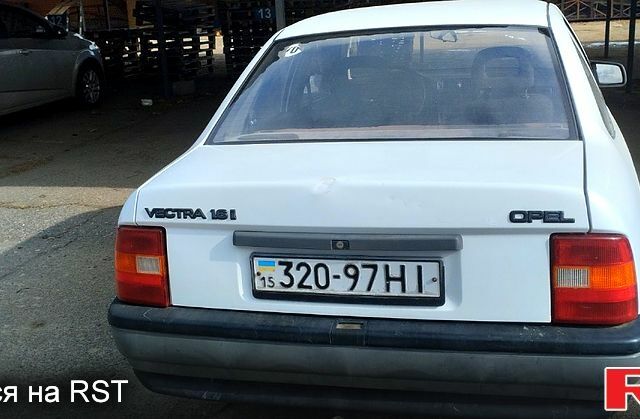 Белый Опель Вектра, объемом двигателя 1.6 л и пробегом 200 тыс. км за 1300 $, фото 1 на Automoto.ua