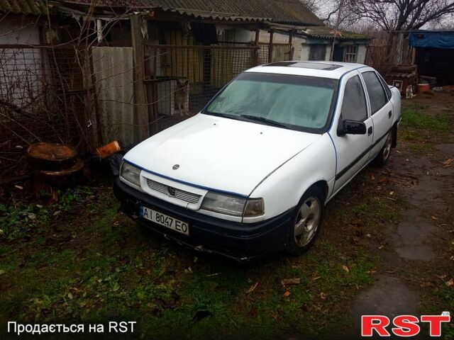 Білий Опель Вектра, об'ємом двигуна 1.8 л та пробігом 223 тис. км за 590 $, фото 1 на Automoto.ua