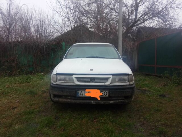 Белый Опель Вектра, объемом двигателя 1.8 л и пробегом 234 тыс. км за 639 $, фото 1 на Automoto.ua