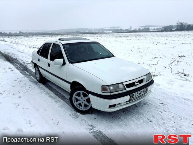 Белый Опель Вектра, объемом двигателя 1.6 л и пробегом 300 тыс. км за 1399 $, фото 1 на Automoto.ua