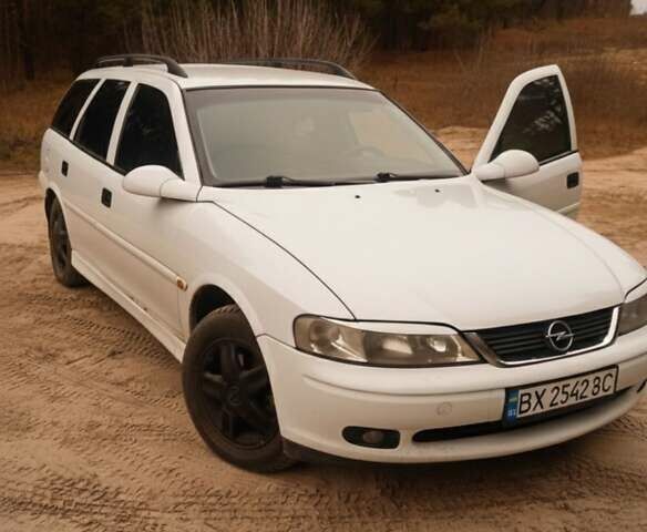 Білий Опель Вектра, об'ємом двигуна 1.8 л та пробігом 330 тис. км за 2500 $, фото 1 на Automoto.ua