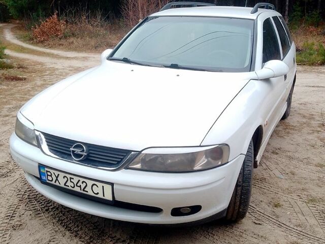 Білий Опель Вектра, об'ємом двигуна 1.8 л та пробігом 337 тис. км за 2500 $, фото 1 на Automoto.ua