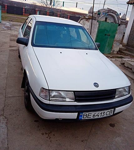 Белый Опель Вектра, объемом двигателя 1.7 л и пробегом 340 тыс. км за 1350 $, фото 1 на Automoto.ua