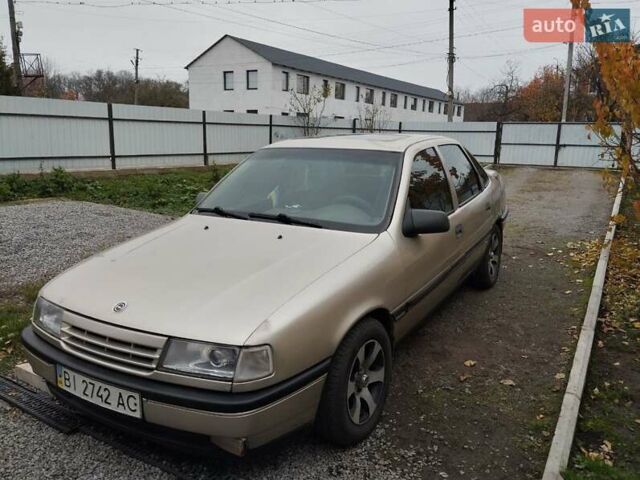 Бежевый Опель Вектра, объемом двигателя 2 л и пробегом 471 тыс. км за 1500 $, фото 1 на Automoto.ua