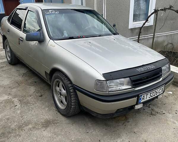 Бежевий Опель Вектра, об'ємом двигуна 2 л та пробігом 70 тис. км за 1400 $, фото 1 на Automoto.ua