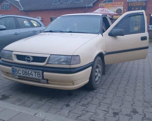Бежевий Опель Вектра, об'ємом двигуна 1.69 л та пробігом 359 тис. км за 2100 $, фото 1 на Automoto.ua