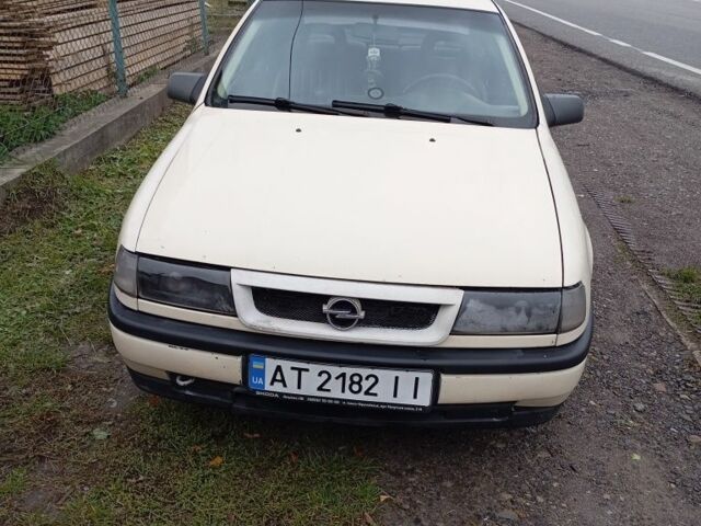 Опель Вектра 1994 в Галиче на Automoto.ua Бежевый Опель Вектра, объемом двигателя 1.7 л и пробегом 440 тыс. км за 1150 $, фото 1 на Automoto.ua
