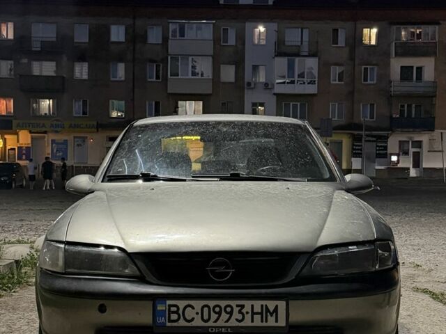 Бежевий Опель Вектра, об'ємом двигуна 2 л та пробігом 450 тис. км за 901 $, фото 1 на Automoto.ua