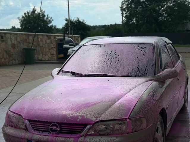 Бежевий Опель Вектра, об'ємом двигуна 1.8 л та пробігом 330 тис. км за 2602 $, фото 1 на Automoto.ua