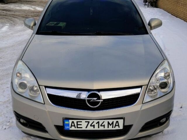 Бежевий Опель Вектра, об'ємом двигуна 1.8 л та пробігом 194 тис. км за 5200 $, фото 1 на Automoto.ua