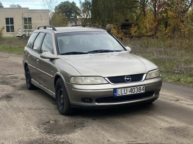 Бежевий Опель Вектра, об'ємом двигуна 0 л та пробігом 356 тис. км за 900 $, фото 1 на Automoto.ua