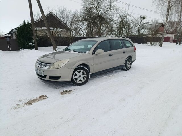 Бежевый Опель Вектра, объемом двигателя 1.9 л и пробегом 300 тыс. км за 1900 $, фото 1 на Automoto.ua