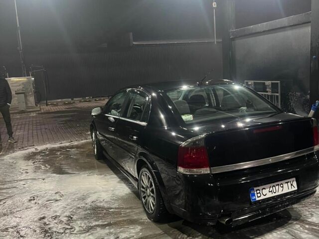 Черный Опель Вектра, объемом двигателя 2.2 л и пробегом 225 тыс. км за 3100 $, фото 1 на Automoto.ua