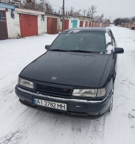 Чорний Опель Вектра, об'ємом двигуна 2 л та пробігом 280 тис. км за 1400 $, фото 1 на Automoto.ua