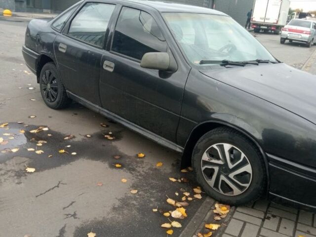 Черный Опель Вектра, объемом двигателя 1.6 л и пробегом 200 тыс. км за 750 $, фото 1 на Automoto.ua