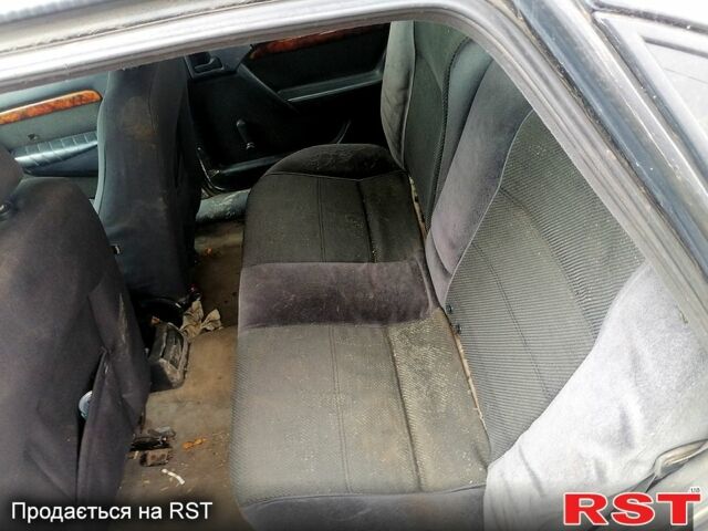 Черный Опель Вектра, объемом двигателя 2 л и пробегом 200 тыс. км за 500 $, фото 1 на Automoto.ua