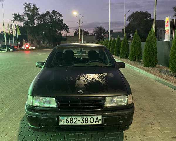 Чорний Опель Вектра, об'ємом двигуна 2 л та пробігом 294 тис. км за 1100 $, фото 1 на Automoto.ua