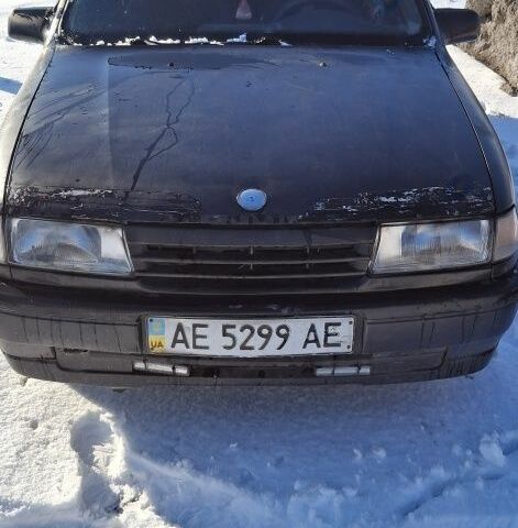 Чорний Опель Вектра, об'ємом двигуна 1.8 л та пробігом 200 тис. км за 1140 $, фото 1 на Automoto.ua