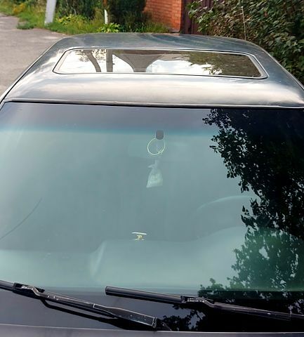 Черный Опель Вектра, объемом двигателя 2 л и пробегом 380 тыс. км за 900 $, фото 1 на Automoto.ua