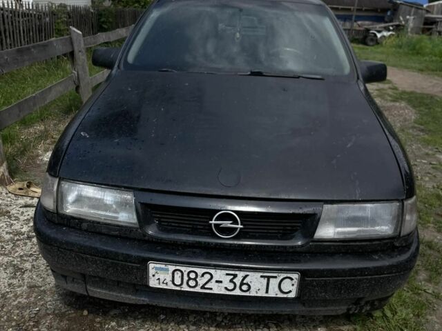 Черный Опель Вектра, объемом двигателя 1.8 л и пробегом 215 тыс. км за 1150 $, фото 1 на Automoto.ua