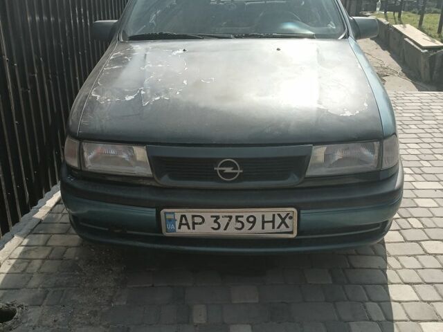 Черный Опель Вектра, объемом двигателя 2 л и пробегом 2 тыс. км за 1500 $, фото 1 на Automoto.ua