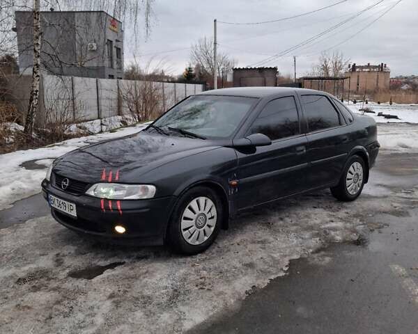 Черный Опель Вектра, объемом двигателя 1.7 л и пробегом 280 тыс. км за 1990 $, фото 1 на Automoto.ua