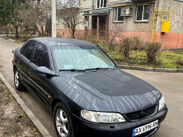 Чорний Опель Вектра, об'ємом двигуна 1.6 л та пробігом 240 тис. км за 2300 $, фото 1 на Automoto.ua
