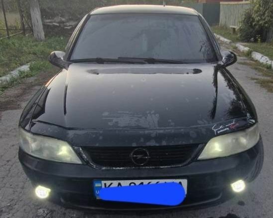 Чорний Опель Вектра, об'ємом двигуна 2 л та пробігом 270 тис. км за 2309 $, фото 1 на Automoto.ua
