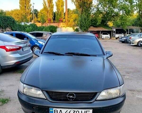 Чорний Опель Вектра, об'ємом двигуна 2 л та пробігом 300 тис. км за 2500 $, фото 1 на Automoto.ua