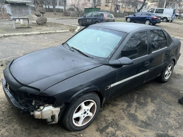 Черный Опель Вектра, объемом двигателя 0 л и пробегом 1000 тыс. км за 373 $, фото 1 на Automoto.ua