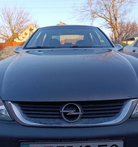 Черный Опель Вектра, объемом двигателя 2 л и пробегом 190 тыс. км за 4500 $, фото 1 на Automoto.ua