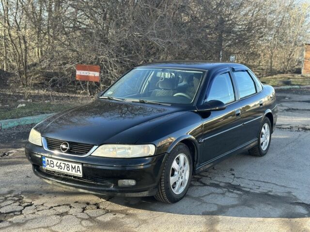 Чорний Опель Вектра, об'ємом двигуна 1.8 л та пробігом 328 тис. км за 3100 $, фото 1 на Automoto.ua