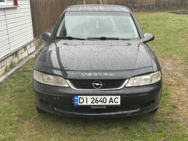 Черный Опель Вектра, объемом двигателя 2 л и пробегом 590 тыс. км за 2200 $, фото 1 на Automoto.ua
