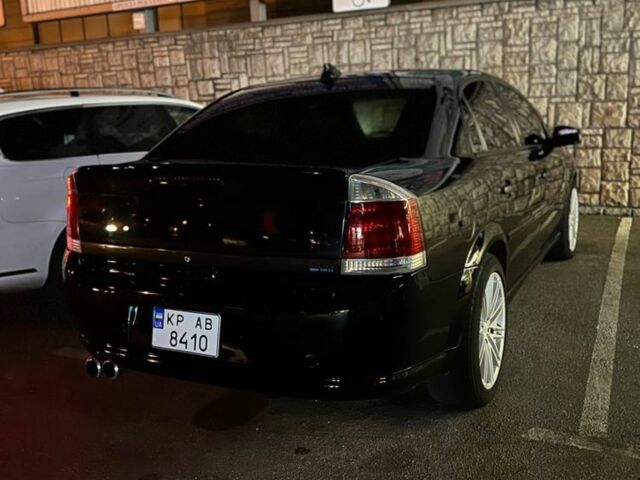 Черный Опель Вектра, объемом двигателя 2.2 л и пробегом 450 тыс. км за 4500 $, фото 1 на Automoto.ua