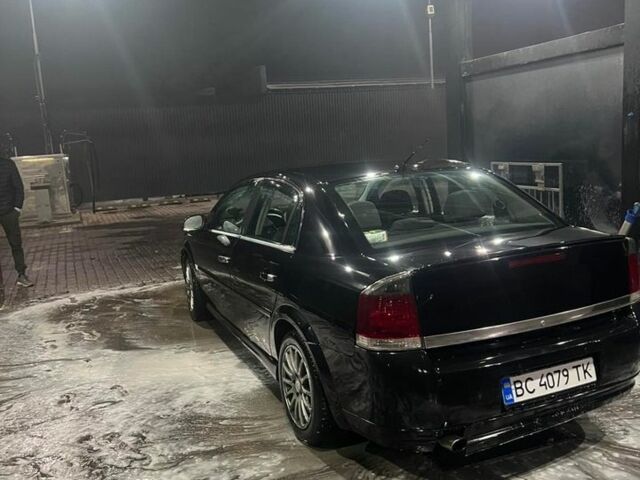 Чорний Опель Вектра, об'ємом двигуна 2.2 л та пробігом 225 тис. км за 2800 $, фото 1 на Automoto.ua
