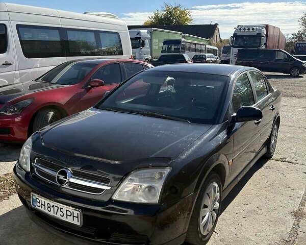 Черный Опель Вектра, объемом двигателя 2 л и пробегом 350 тыс. км за 3200 $, фото 1 на Automoto.ua