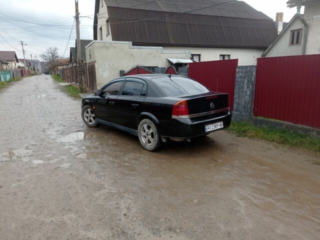 Чорний Опель Вектра, об'ємом двигуна 2.2 л та пробігом 250 тис. км за 2700 $, фото 1 на Automoto.ua