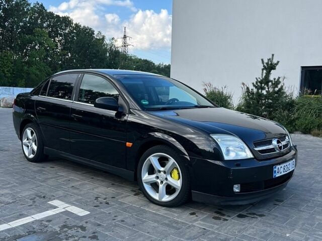 Чорний Опель Вектра, об'ємом двигуна 2.2 л та пробігом 260 тис. км за 4650 $, фото 1 на Automoto.ua