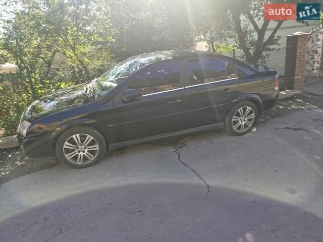 Чорний Опель Вектра, об'ємом двигуна 3.18 л та пробігом 258 тис. км за 4500 $, фото 1 на Automoto.ua