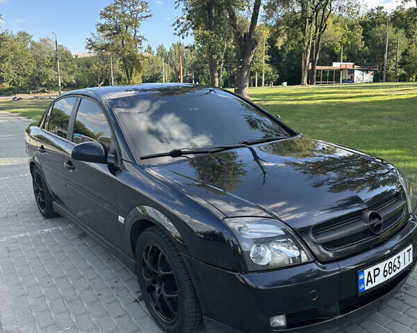Черный Опель Вектра, объемом двигателя 2.2 л и пробегом 268 тыс. км за 4900 $, фото 1 на Automoto.ua