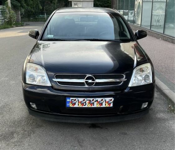 Чорний Опель Вектра, об'ємом двигуна 1.8 л та пробігом 320 тис. км за 4300 $, фото 1 на Automoto.ua