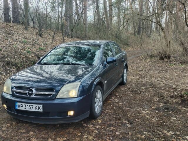 Чорний Опель Вектра, об'ємом двигуна 2.2 л та пробігом 300 тис. км за 2200 $, фото 1 на Automoto.ua