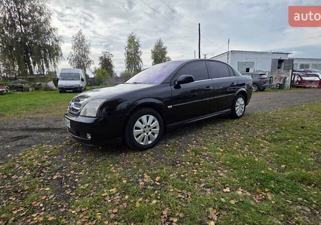 Черный Опель Вектра, объемом двигателя 2.2 л и пробегом 370 тыс. км за 3499 $, фото 1 на Automoto.ua