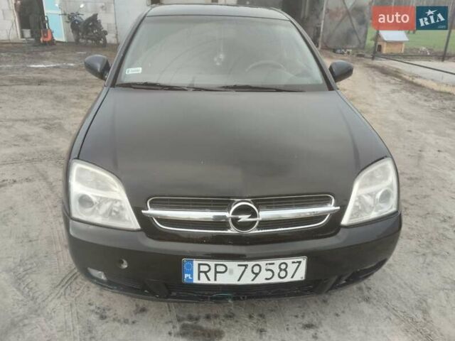 Черный Опель Вектра, объемом двигателя 2.2 л и пробегом 111 тыс. км за 1900 $, фото 1 на Automoto.ua