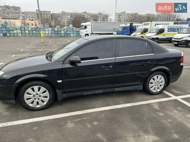 Чорний Опель Вектра, об'ємом двигуна 3.2 л та пробігом 263 тис. км за 4800 $, фото 1 на Automoto.ua