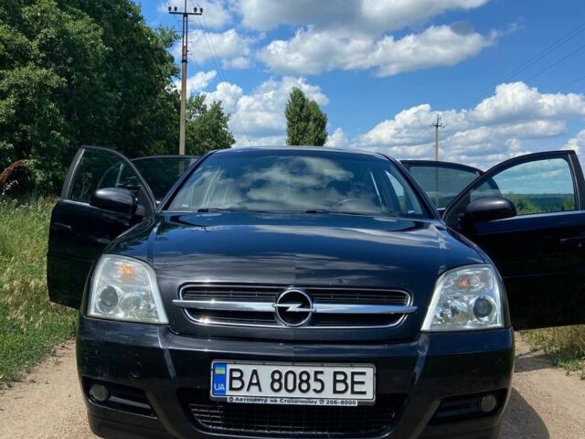 Черный Опель Вектра, объемом двигателя 2.2 л и пробегом 321 тыс. км за 4300 $, фото 1 на Automoto.ua