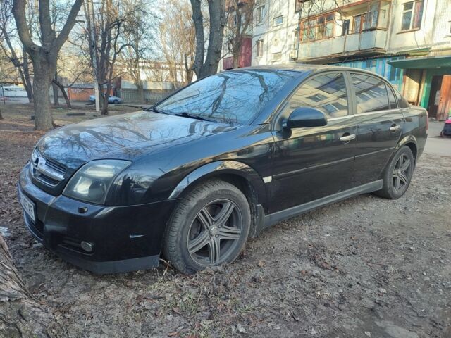 Чорний Опель Вектра, об'ємом двигуна 3.2 л та пробігом 349 тис. км за 4500 $, фото 1 на Automoto.ua