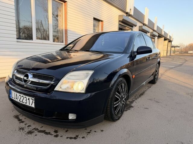 Черный Опель Вектра, объемом двигателя 2 л и пробегом 370 тыс. км за 2450 $, фото 1 на Automoto.ua