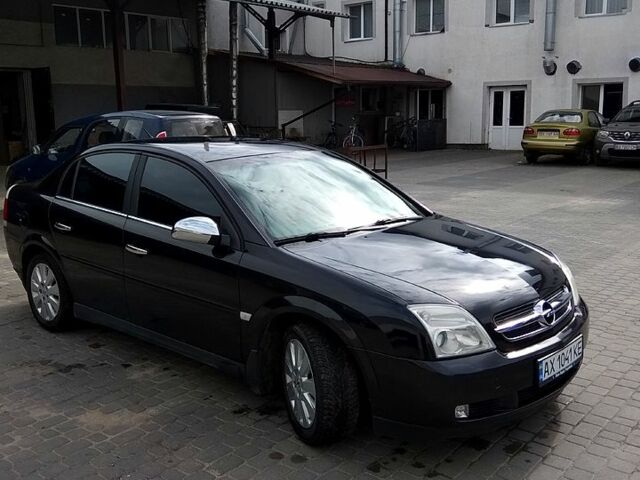 Черный Опель Вектра, объемом двигателя 2.2 л и пробегом 300 тыс. км за 3800 $, фото 1 на Automoto.ua