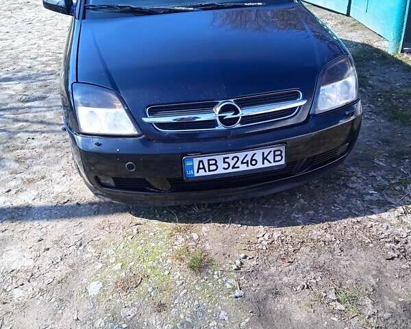 Черный Опель Вектра, объемом двигателя 2.2 л и пробегом 250 тыс. км за 4300 $, фото 1 на Automoto.ua